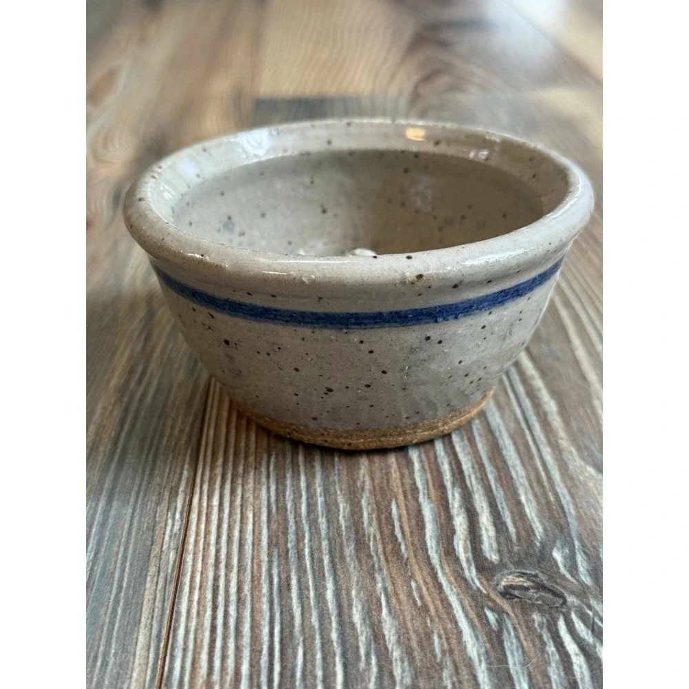 Pottery Works Stoneware Handcrafted 2.5